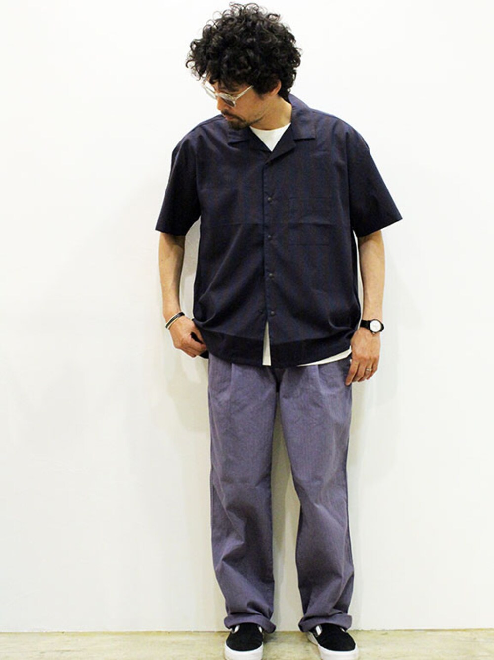 「カジュアル、シンプル、アメカジ、ワントーンコーデ、ootd、シャツスタイル、夏コーデ、オトナカジュアル、オープンカラーシャツ、梅雨」｜「MANUAL ALPHABETのMANUAL ALPHABET (マニュアル アルファベット)　STRIPE OPEN COLLAR SHT（シャツ/ブラウス、ブルー系）」を使った、nakajiさん（メンズ・168cm）の夏コーディネートの1枚目の写真