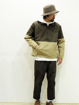 「MANEBU（マネブ）のアイテム（モカシン/デッキシューズ）」を使った、nakajiさん（メンズ・168cm）の冬コーディネート