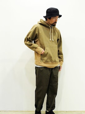 「MANEBU（マネブ）のアイテム（モカシン/デッキシューズ）」を使った、nakajiさん（メンズ・168cm）の春コーディネート
