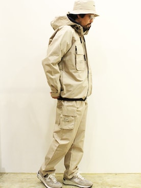 NEW ERA ベージュ ナイロンジャケット セットアップ ナイロン NEW ERA ベージュ ナイロンジャケット セットアップ ナイロン