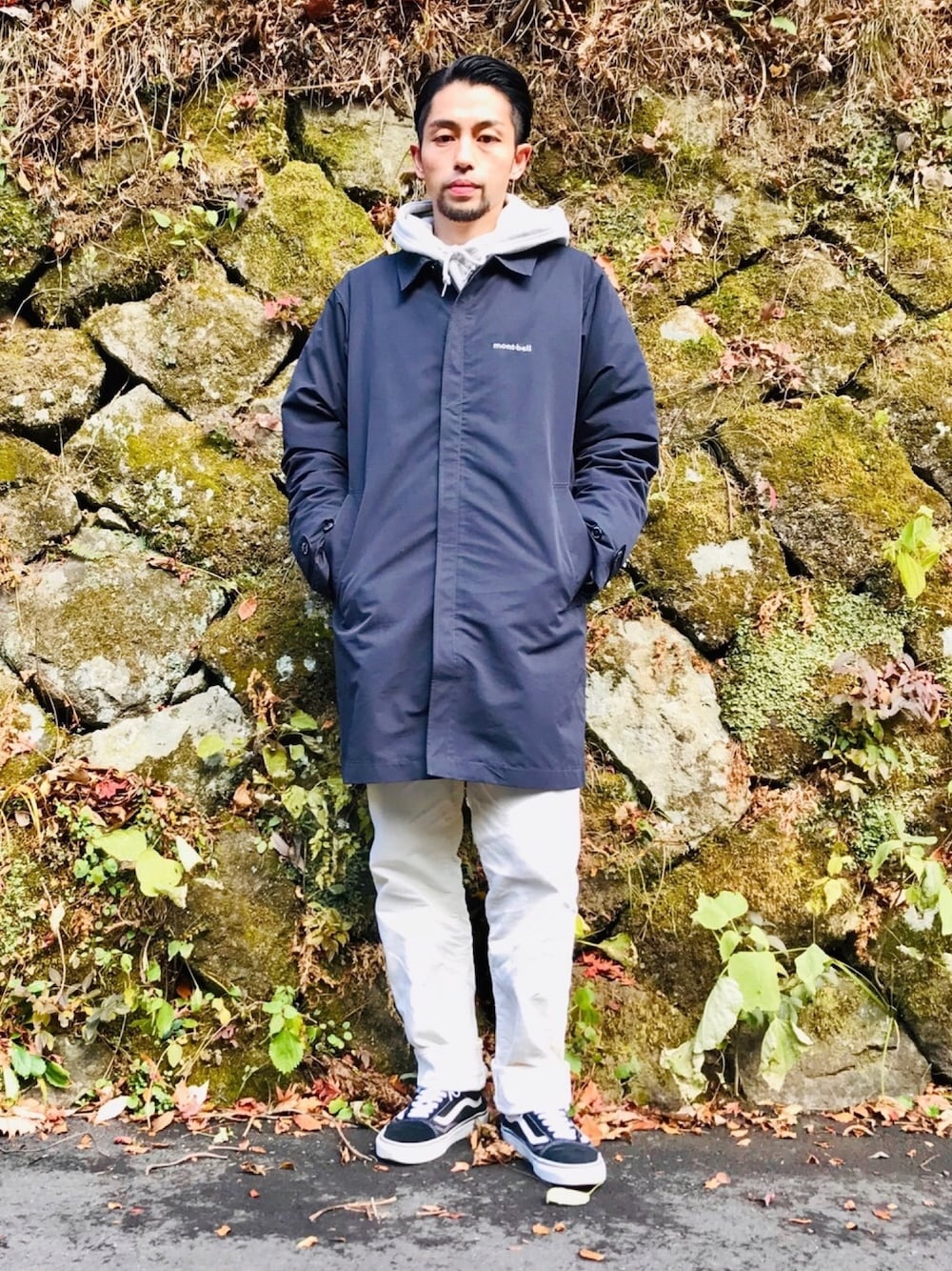 mont-bellのステンカラーコートを使った人気ファッション