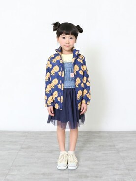 「アイテム（ジャンパースカート）」を使った、BRANSHESさん（キッズ・109cm）の冬コーディネート