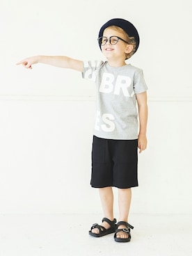 「アイテム（サンダル）」を使った、BRANSHESさん（キッズ・111cm）の夏コーディネート