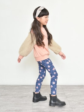 「アイテム（ヘアアクセサリー）」を使った、BRANSHESさん（キッズ・114cm）の秋コーディネート