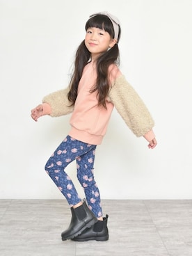 「アイテム（ヘアバンド）」を使った、BRANSHESさん（キッズ・114cm）の秋コーディネート