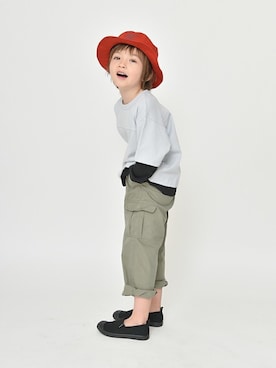 「アイテム（カーゴパンツ）」を使った、BRANSHESさん（キッズ・113cm）の春コーディネート