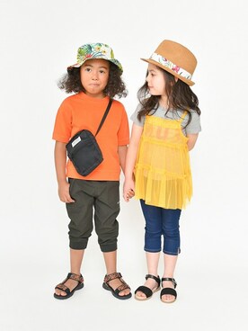 「RADCHAP（ラッドチャップ）のアイテム（パンツ）」を使った、BRANSHESさん（キッズ・110cm）の春コーディネート