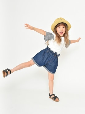 「アイテム（サンダル）」を使った、BRANSHESさん（キッズ・109cm）の春コーディネート