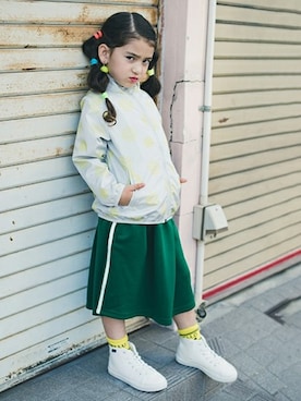 「RADCHAP（ラッドチャップ）のアイテム（ナイロンジャケット）」を使った、BRANSHESさん（キッズ・110cm）の秋コーディネート