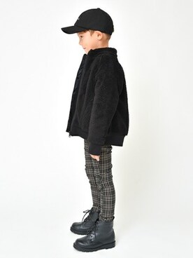 「BRANSHES（ブランシェス）のアイテム（ノーカラージャケット）」を使った、BRANSHESさん（キッズ・108cm）の冬コーディネート