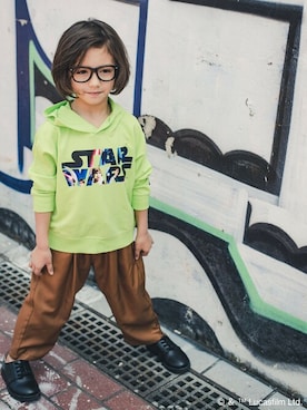 「アイテム（パーカー、グリーン系）」を使った、BRANSHESさん（キッズ・110cm）の秋コーディネート