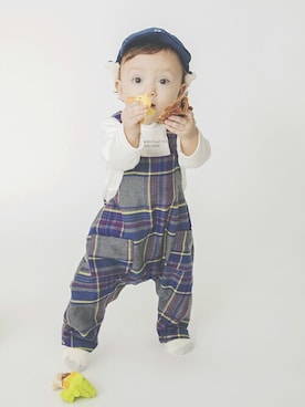 「アイテム（その他ベビー用品、グレー系）」を使った、BRANSHESさん（キッズ・80cm）の秋コーディネート