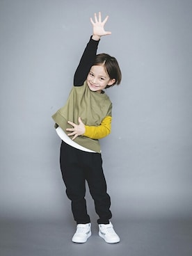 「IFME（イフミー）のアイテム（スニーカー）」を使った、BRANSHESさん（キッズ・110cm）の秋コーディネート