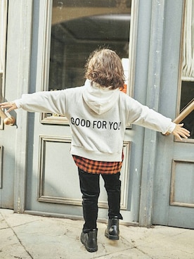 「アイテム（パーカー）」を使った、BRANSHESさん（キッズ・110cm）の秋コーディネート