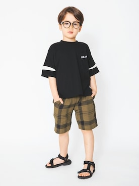 「アイテム（サンダル）」を使った、BRANSHESさん（キッズ・108cm）の夏コーディネート