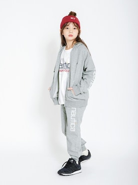 「アイテム（トップス）」を使った、BRANSHESさん（キッズ・129cm）の秋コーディネート