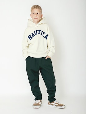 「アイテム（パーカー）」を使った、BRANSHESさん（キッズ・131cm）の冬コーディネート