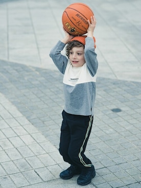 「アイテム（Tシャツ/カットソー）」を使った、BRANSHESさん（キッズ・110cm）の冬コーディネート