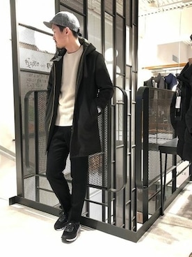 「フードコート」｜「アイテム（キャップ）」を使った、IDUTSUさん（メンズ・177cm）の冬コーディネート