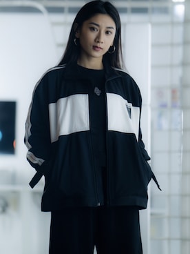 「撞色」｜ISFNさん（レディース・170cm）の冬コーディネート