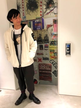 「アニエスベー」｜「アイテム（その他アウター）」を使った、agnès b. 銀座松屋 Rue du jourさん（メンズ・177cm）の秋コーディネート