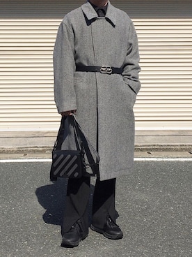「BALENCIAGA」｜「アイテム（ステンカラーコート）」を使った、KEIさん（メンズ・168cm）の冬コーディネート