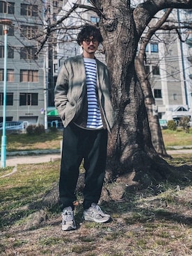「アイテム（カーディガン/ボレロ、ブラウン系）」を使った、Kottamさん（メンズ・170cm）の春コーディネート