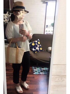 「しまむら（シマムラ）のアイテム（サンダル、ホワイト系）」を使った、mcmさん（レディース・152cm）の夏コーディネート