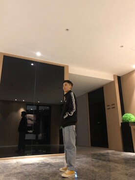 AlooF Lさんのコーディネート