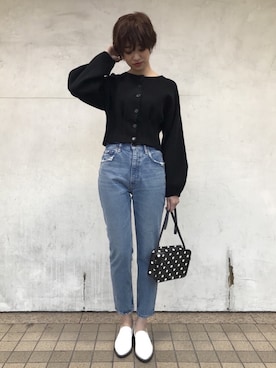 「MOUSSY（マウジー）のアイテム（カーディガン/ボレロ）」を使った、MOUSSY OFFICIALさん（レディース・165cm）の冬コーディネート