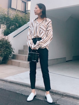 「MOUSSY（マウジー）のアイテム（ピアス（両耳用））」を使った、MOUSSY OFFICIALさん（レディース・168cm）の春コーディネート
