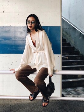 MOUSSY OFFICIALさんの「CREPE LOOSE LONG SHIRT」を使ったコーディネート