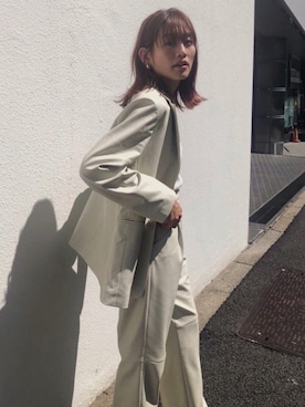 「MOUSSY（マウジー）のアイテム（テーラードジャケット）」を使った、MOUSSY OFFICIALさん（レディース・158cm）の秋コーディネート