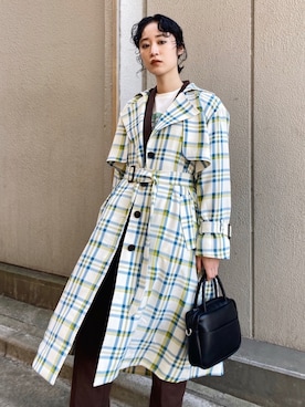 「moussy」｜「アイテム（トレンチコート）」を使った、MOUSSY OFFICIALさん（レディース・161cm）の冬コーディネート
