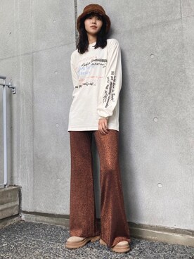 「MOUSSY（マウジー）のアイテム（ハット）」を使った、MOUSSY OFFICIALさん（レディース・168cm）の秋コーディネート