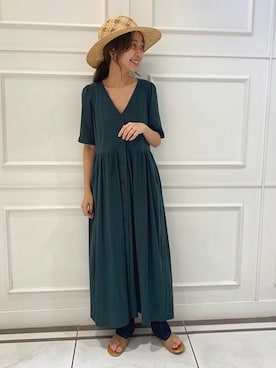 「アイテム（ワンピース/ドレス、グリーン系）」を使った、ryokaさん（レディース・163cm）の秋コーディネート