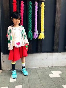 「frankygrow（フランキーグロウ）のアイテム（カーディガン/ボレロ、ピンク系）」を使った、chibi su--さん（キッズ・130cm）の春コーディネート