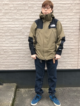 「Back Channel（バックチャンネル）のアイテム（パンツ）」を使った、しゅんころさん（メンズ・176cm）の春コーディネート