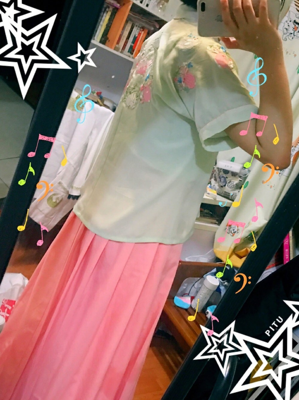 「汉服」｜「三十六雨 茕兔半臂のアイテム（その他トップス、グリーン系）」を使った、Wakakoさん（レディース・158cm）の夏コーディネートの1枚目の写真