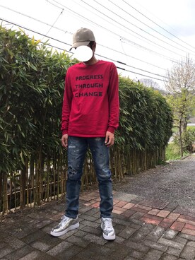 「red」｜「アイテム（キャップ）」を使った、かっつうさん（メンズ・174cm）の春コーディネート