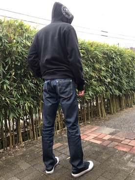 「LEE」｜「アイテム（スリッポン）」を使った、かっつうさん（メンズ・174cm）の春コーディネート