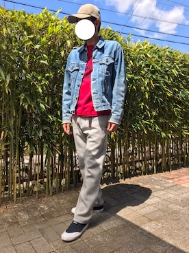 「red」｜「アイテム（スリッポン）」を使った、かっつうさん（メンズ・174cm）の春コーディネート