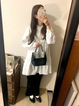 「OZOC（オゾック）のアイテム（ハンドバッグ）」を使った、ponzuさん（レディース・168cm）の春コーディネート