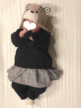 「アイテム（ロンパース、ブラック系）」を使った、yayaelさん（キッズ・60cm）の冬コーディネート