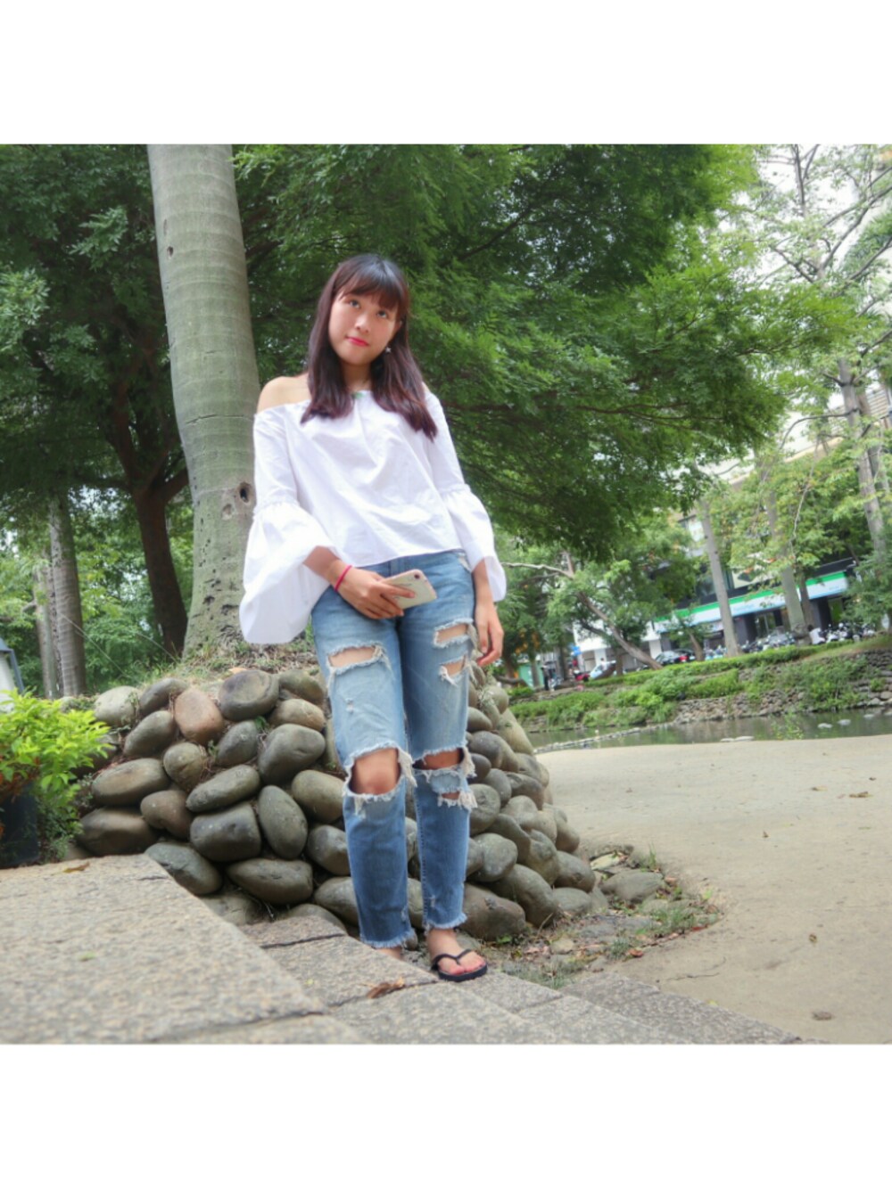 「ZARAのアイテム（その他トップス、ホワイト系）」を使った、曉螞蟻さん（レディース・167cm）の夏コーディネートの1枚目の写真