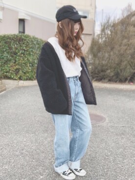 「UNIQLO（ユニクロ）のハイライズワイドストレートジーンズ（デニムパンツ）」を使った、fuwa.さん（レディース・152cm）の冬コーディネート