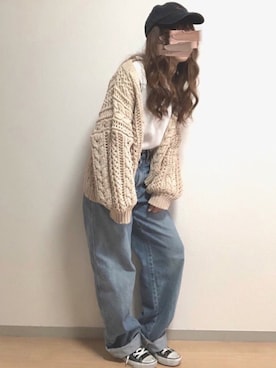 「UNIQLO（ユニクロ）のハイライズワイドストレートジーンズ（デニムパンツ）」を使った、fuwa.さん（レディース・152cm）の冬コーディネート