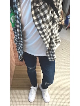 「Abercrombie&Fitch（アバークロンビーアンドフィッチ）のアイテム（Tシャツ/カットソー）」を使った、P.Y.さん（メンズ・172cm）の春コーディネート
