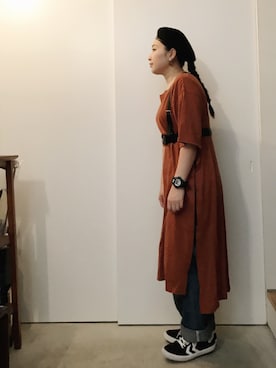 「ペインターパンツ」｜「アイテム（ワンピース/ドレス）」を使った、CA★RIさん（レディース・163cm）の秋コーディネート