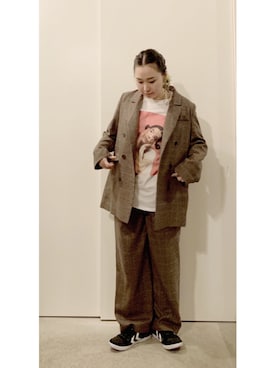 「hummel（ヒュンメル）のアイテム（スニーカー）」を使った、CA★RIさん（レディース・163cm）の春コーディネート